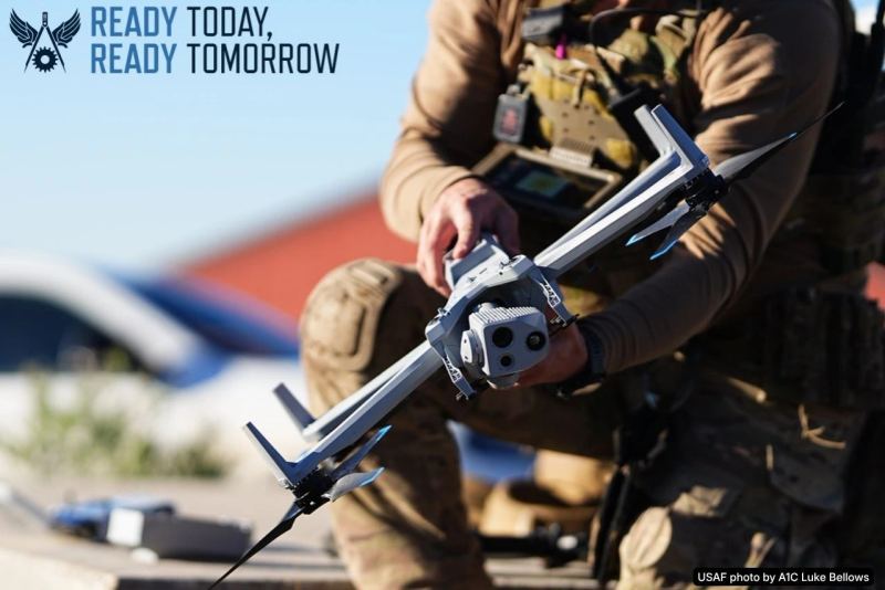 Editorial visual for Skydio X10D drones and U.S. Air Force defense robotics adoption.