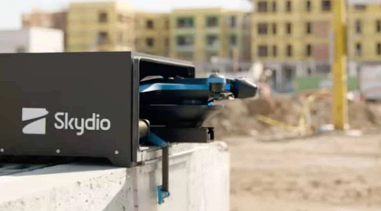 Dock-based autonomous drone launching for emergency response