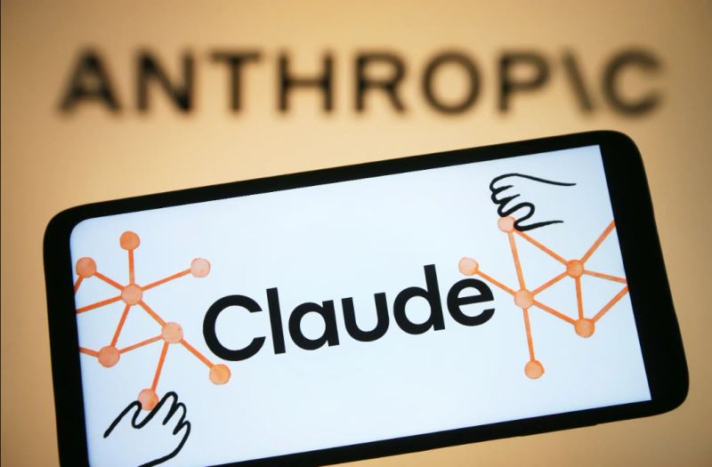 Anthropic workflow graphic representing recurring enterprise AI collaboration