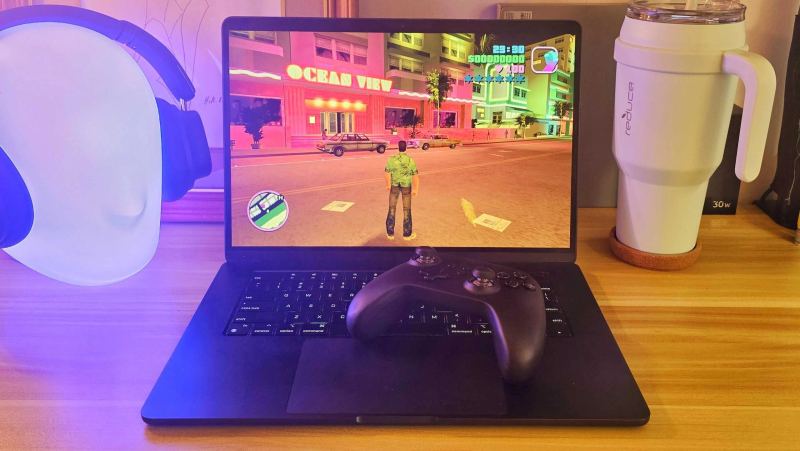Grand Theft Auto Vice City rendering at 60 FPS directly inside a standard web browser window using WebAssembly.