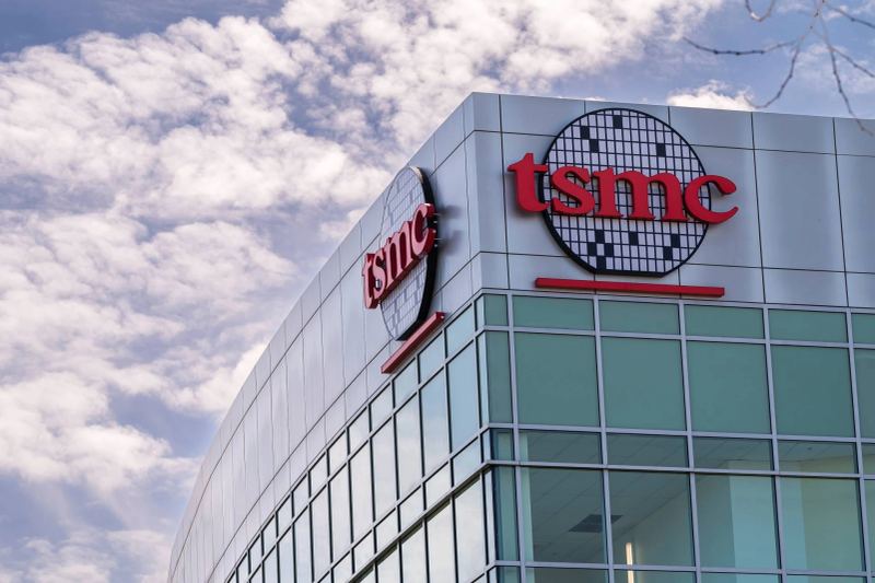 TSMC semiconductor fabrication facility dedicated to advanced 2.5D and 3D wafer packaging
