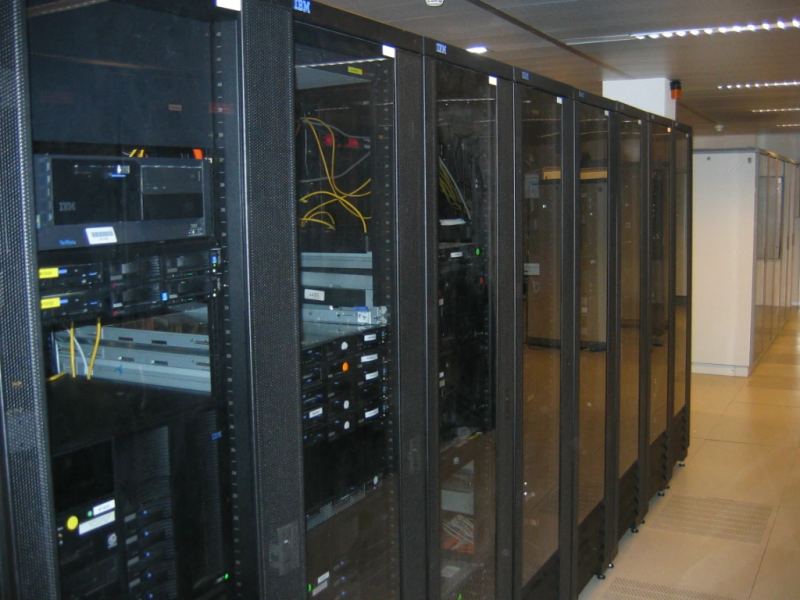 Enterprise server cluster rack hosting virtualized cloud workloads and distributed container orchestration environments.