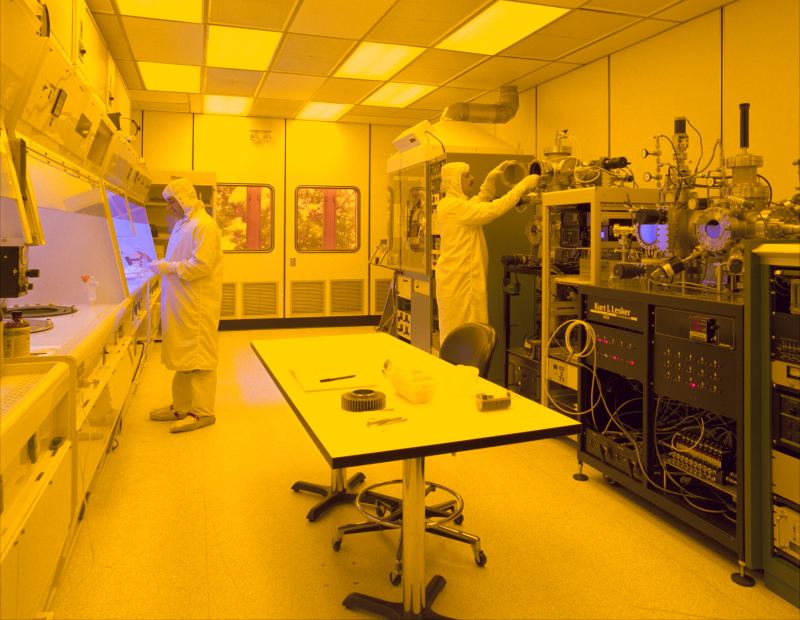 Advanced semiconductor cleanroom environment for microelectronic fabrication and sovereign silicon packaging