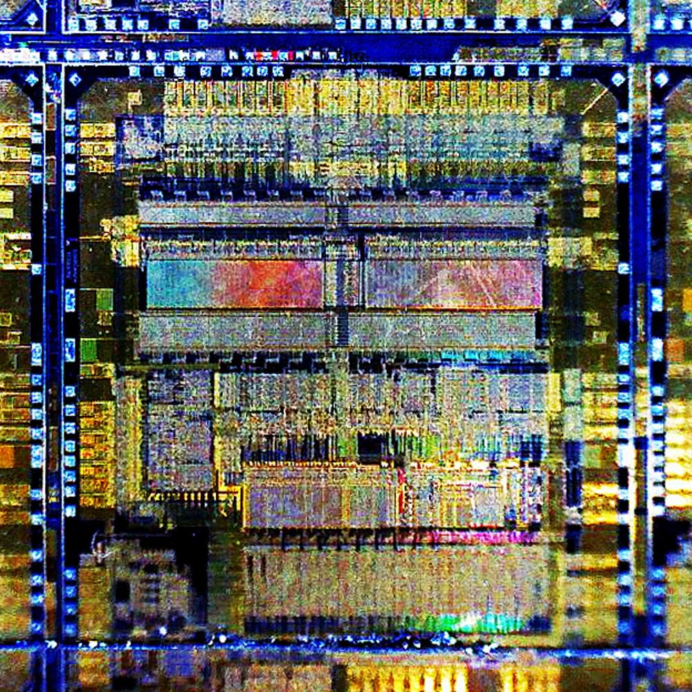 Microprocessor integrated circuit packaging highlighting silicon die integration and multi-core chip architecture