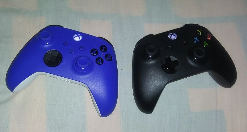 Xbox Series Wireless Controllers for precision competitive gaming and co-op campaign gameplay.