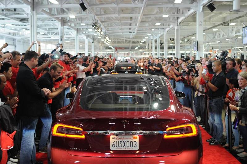 Tesla automotive manufacturing facility in Fremont California undergoing robotics conversion